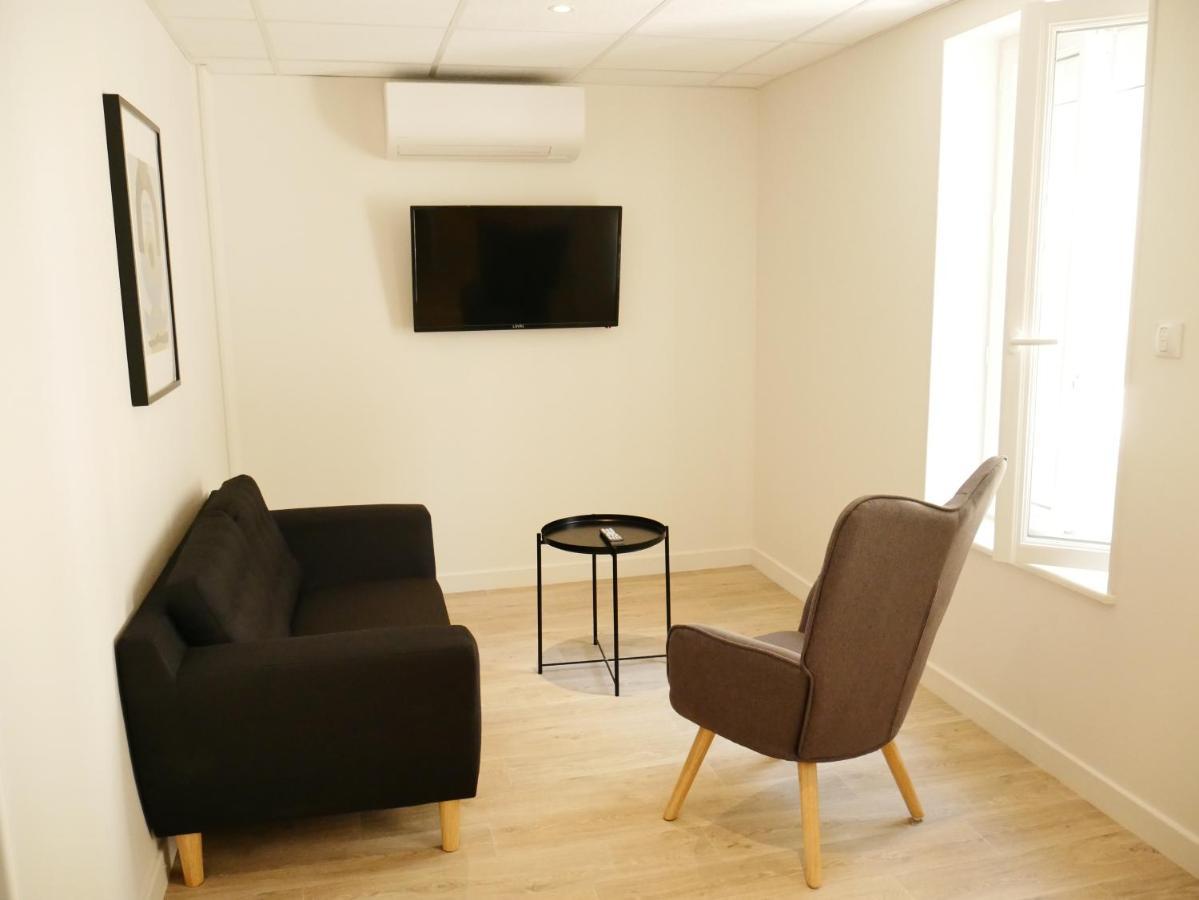 Appartement Avec Chambre - Entree Spa Incluse Bourbon-Lancy Exterior photo